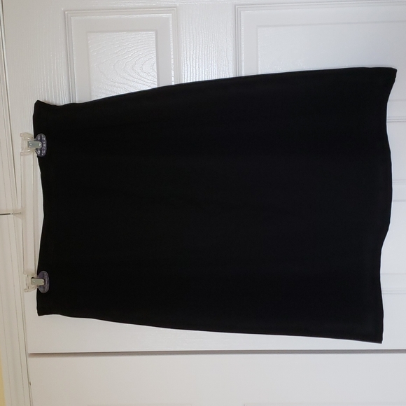 Black Skirt - Picture 1 of 6